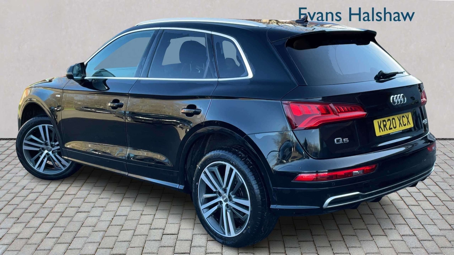 Used Audi Q5 2020 for sale - 78104836: Photo 2