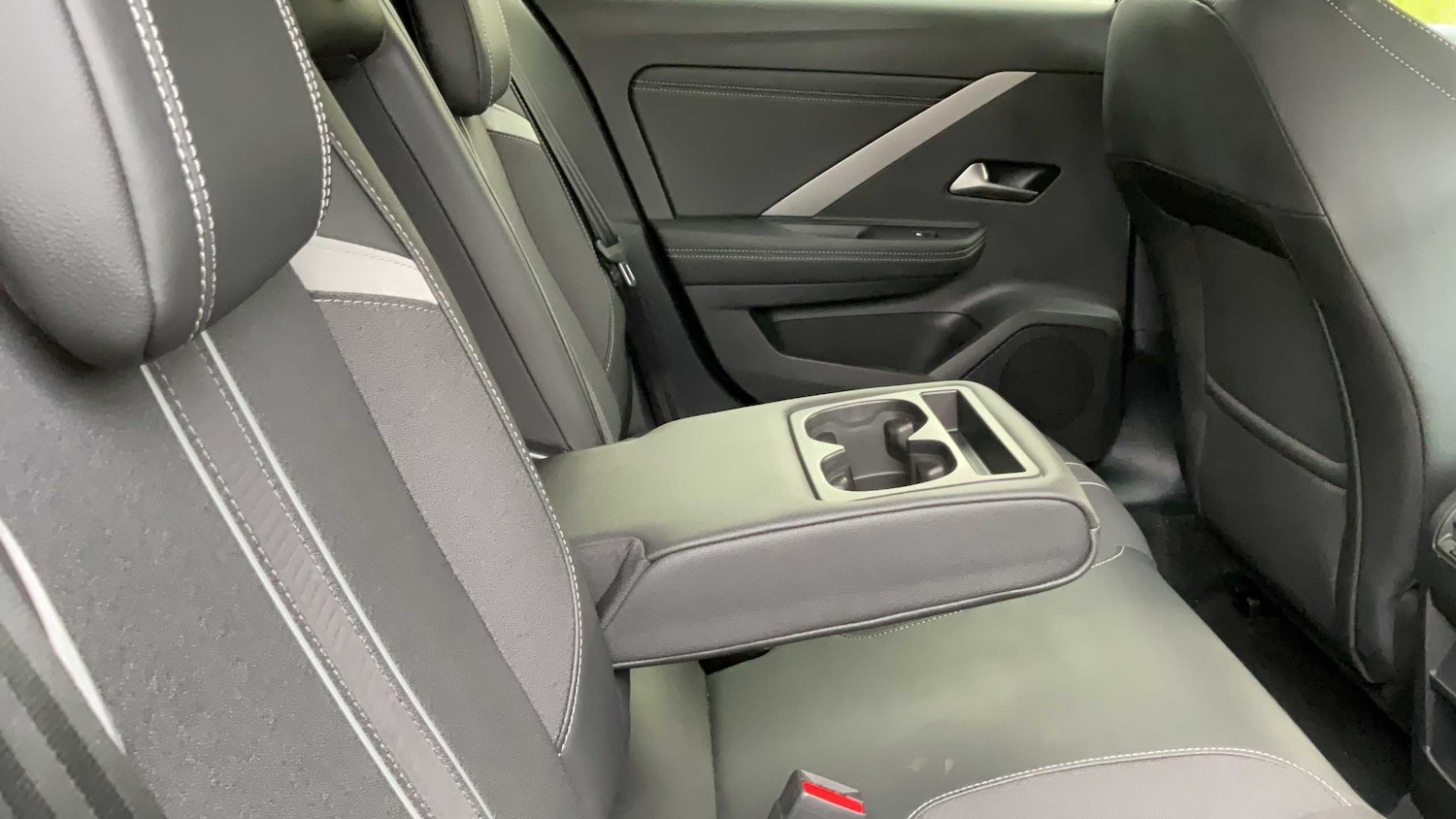 Used Vauxhall Astra 2024 for sale - 78010139: Photo 12