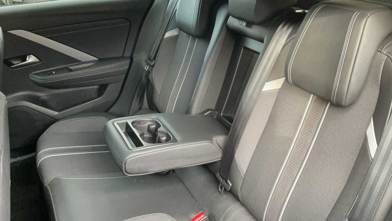 Used Vauxhall Astra 2024 for sale - 78010139: Photo 14