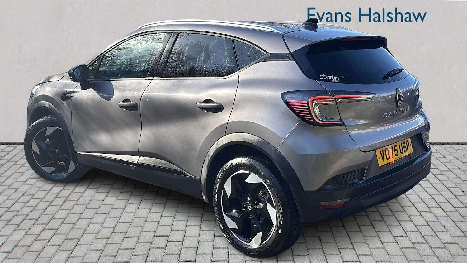 Used Renault Captur 2025 for sale - 78119122: Photo 2