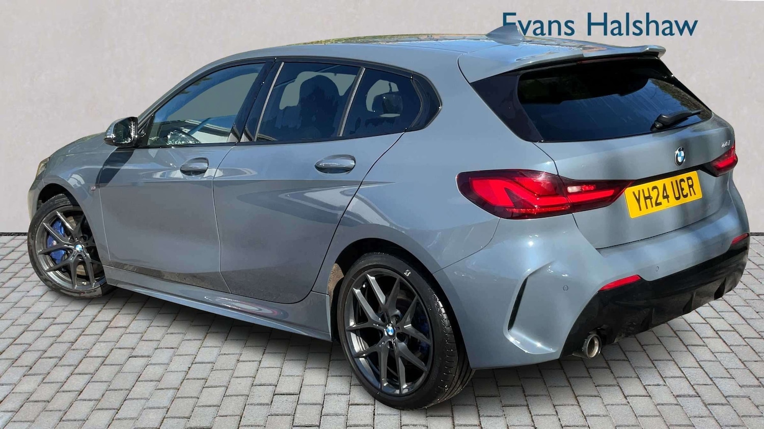 Used BMW 1 Series 2024 for sale - 77928630: Photo 2