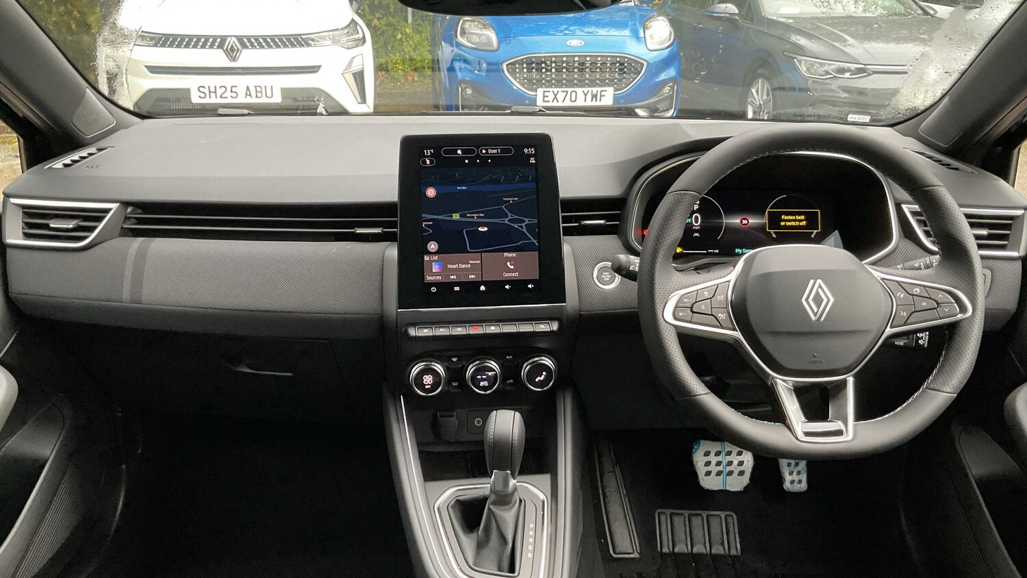 Used Renault Clio for sale - 77860228: Photo 13