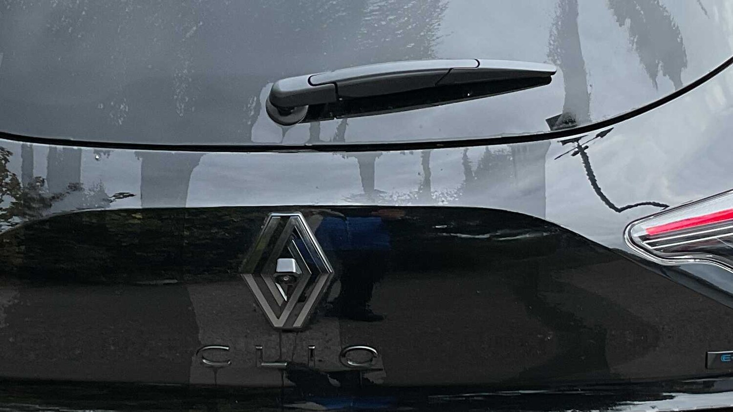 Used Renault Clio for sale - 77860228: Photo 32