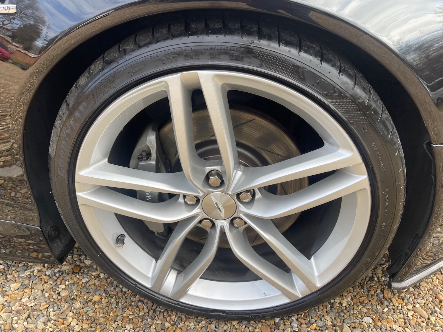 Used Aston Martin DB9 2005 for sale - 77804954: Photo 13