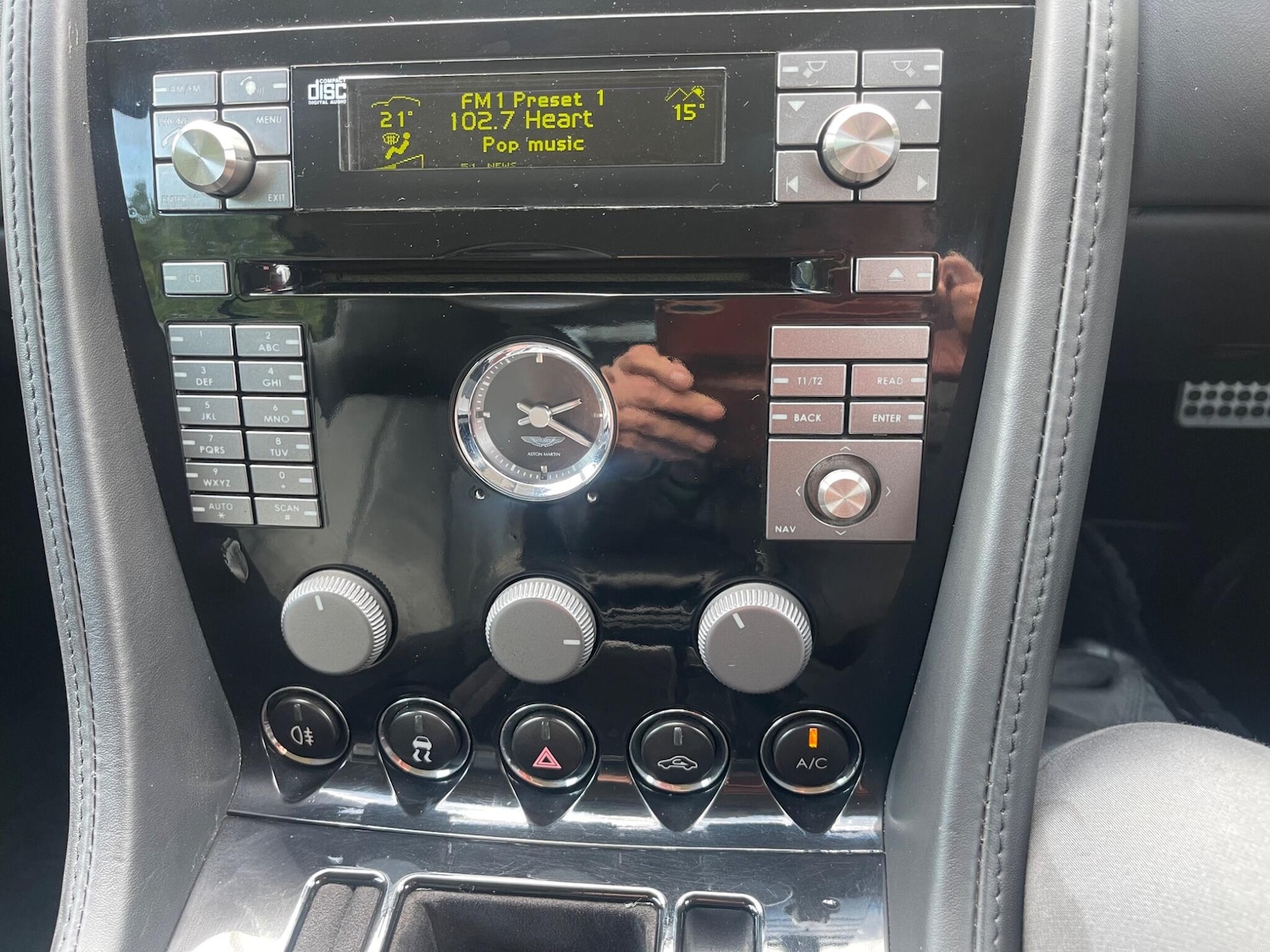 Used Aston Martin DB9 2005 for sale - 77804954: Photo 32