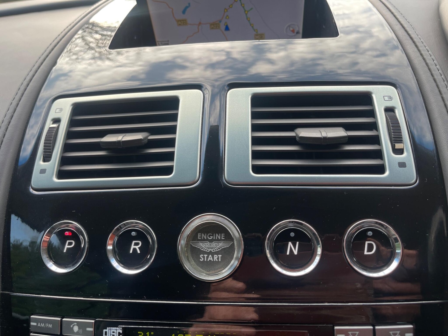 Used Aston Martin DB9 2005 for sale - 77804954: Photo 34