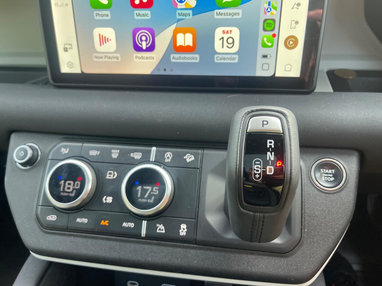 Used Land Rover Defender 110 2023 for sale - 77739320: Photo 25