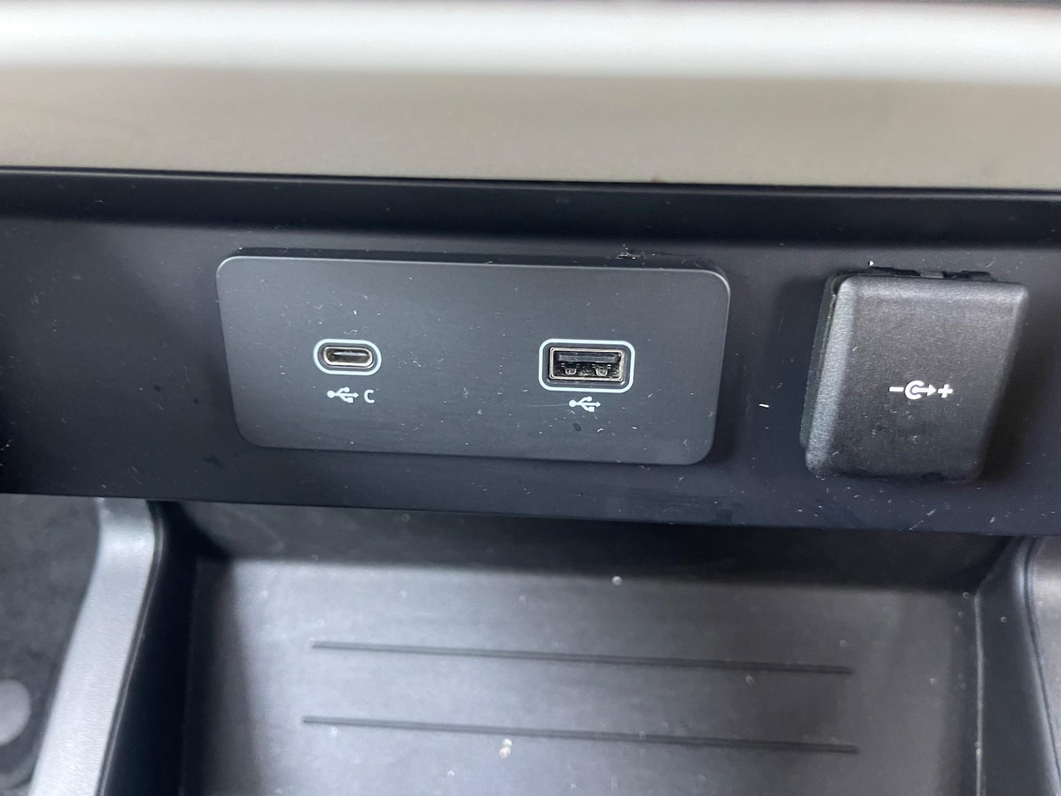 Used Land Rover Defender 110 2023 for sale - 77739320: Photo 28