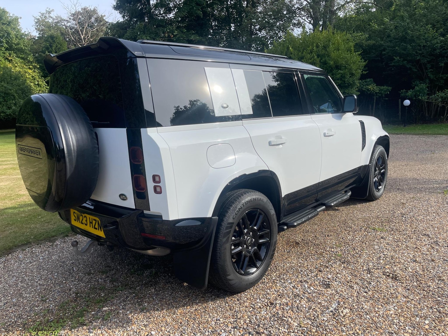 Used Land Rover Defender 110 2023 for sale - 77739320: Photo 5