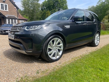 Used Land Rover Discovery 2018 for sale - 78654944: Photo