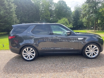 Used Land Rover Discovery 2018 for sale - 78654944: Photo