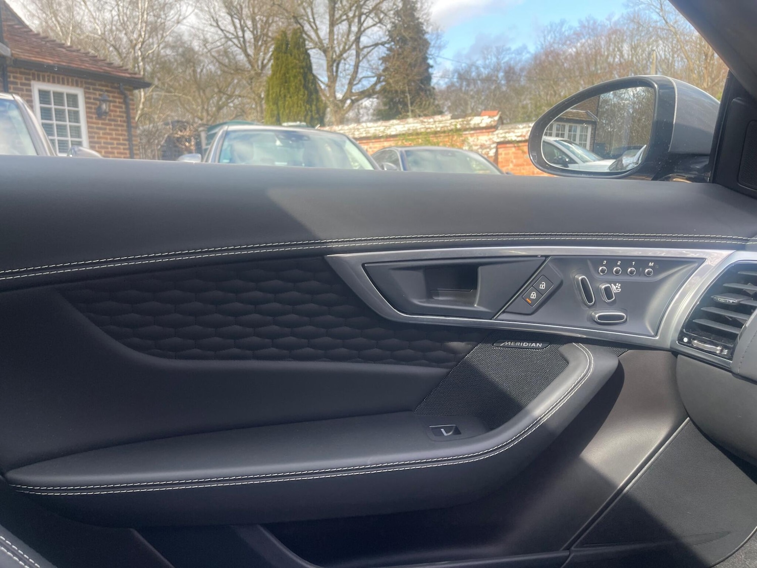 Used Jaguar F-Type 2022 for sale - 78062097: Photo 43