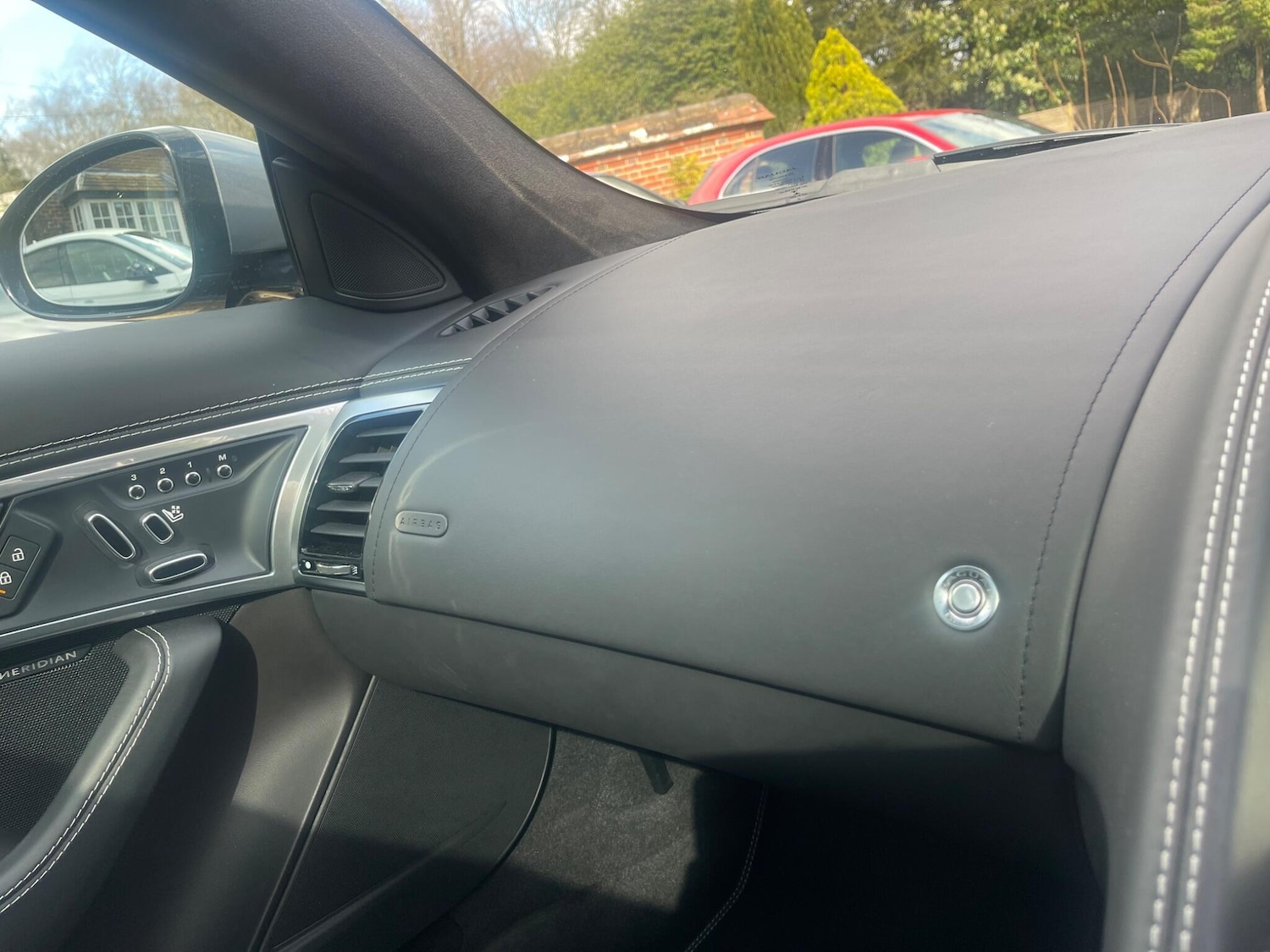 Used Jaguar F-Type 2022 for sale - 78062097: Photo 44