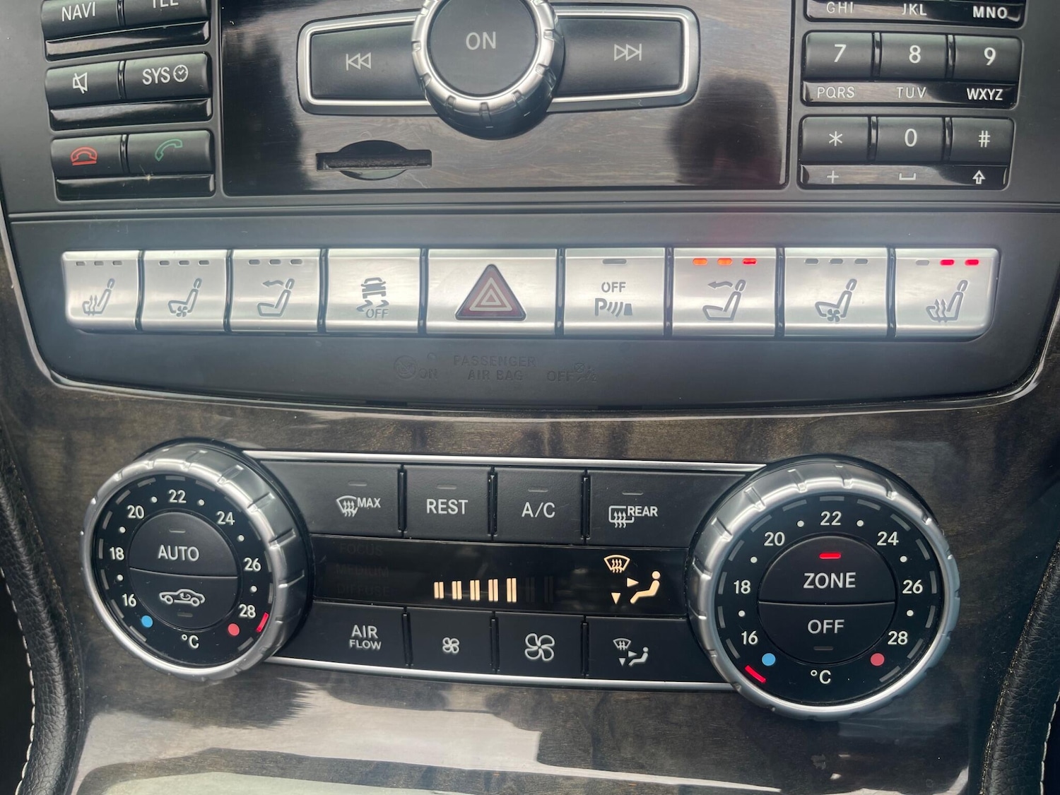 Used Mercedes-Benz SL 2016 for sale - 77739340: Photo 19