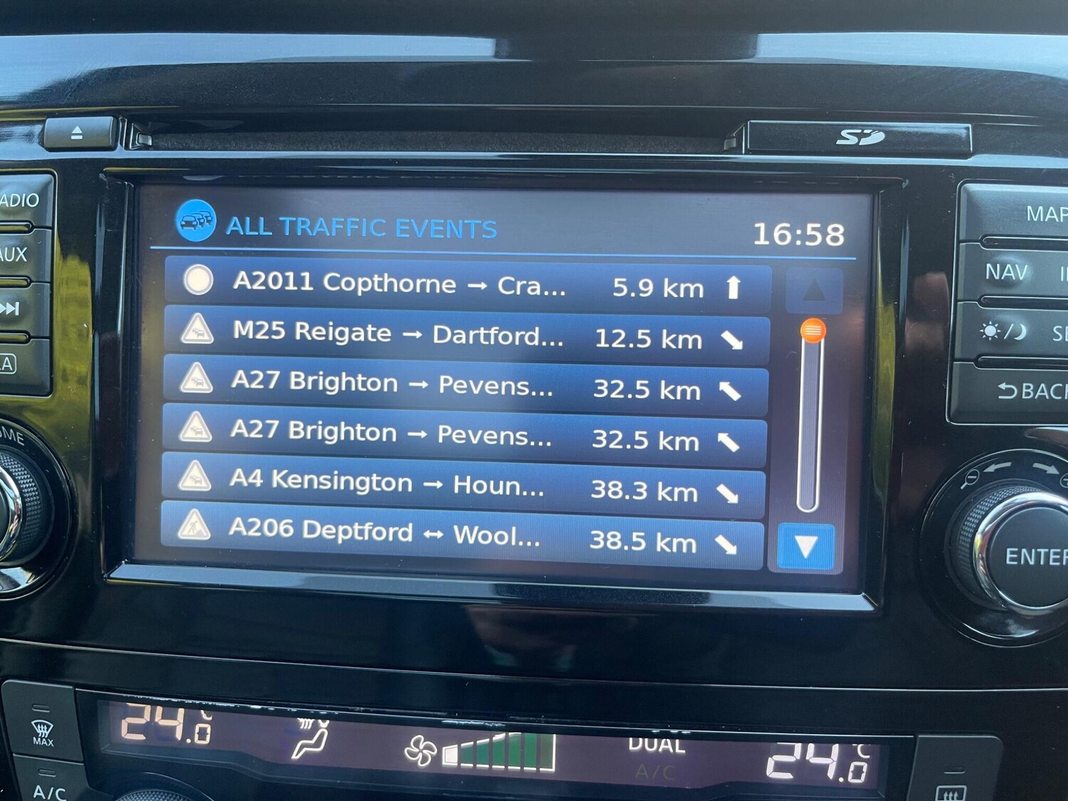 Used Nissan X-Trail 2015 for sale - 77919106: Photo 27