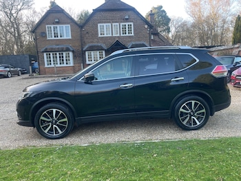 Used Nissan X-Trail 2015 for sale - 77919106: Photo