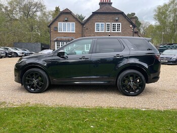 Used Land Rover Discovery Sport 2021 for sale - 78268080: Photo