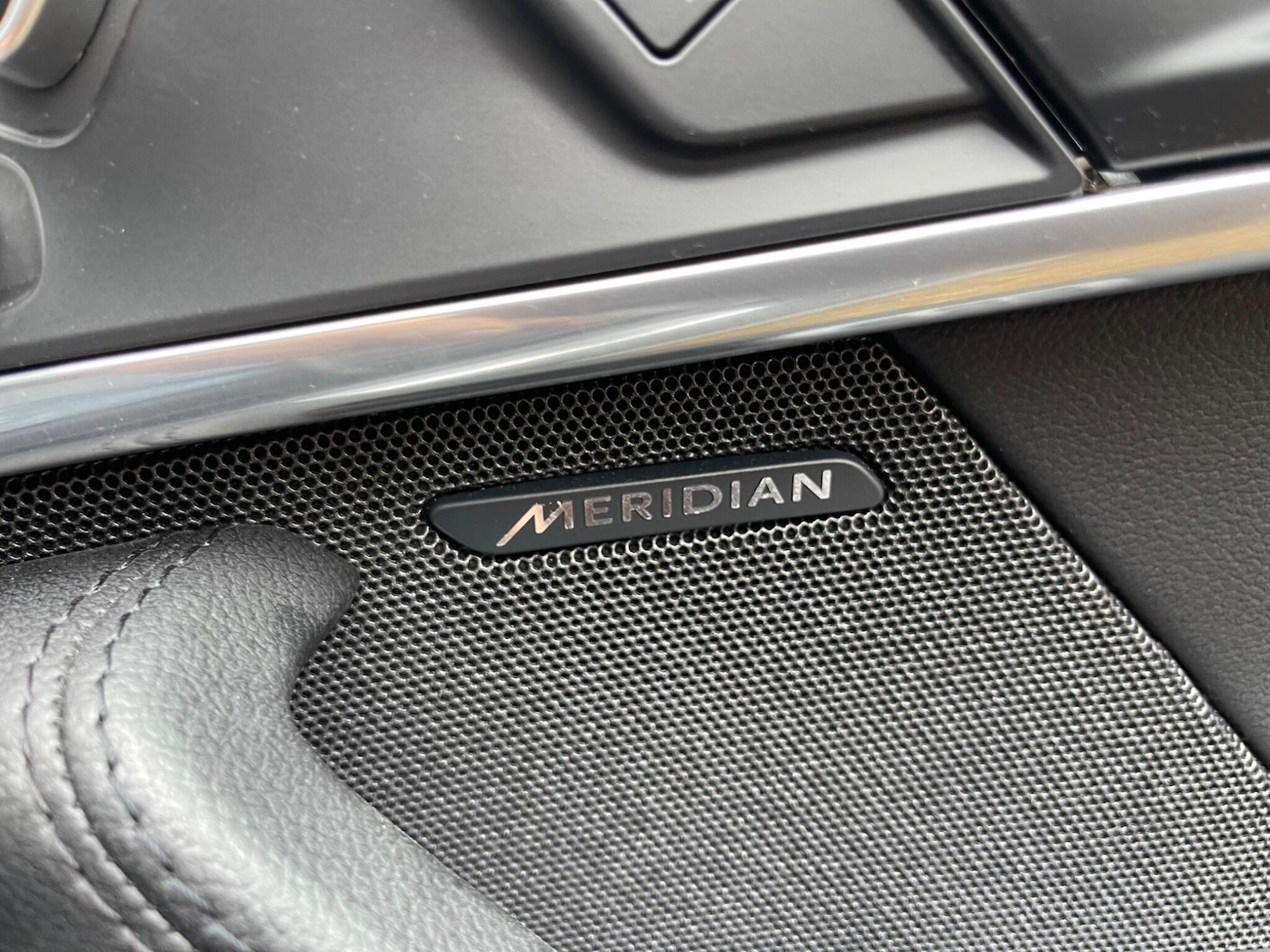 Used Jaguar F-Type 2017 for sale - 77739343: Photo 21