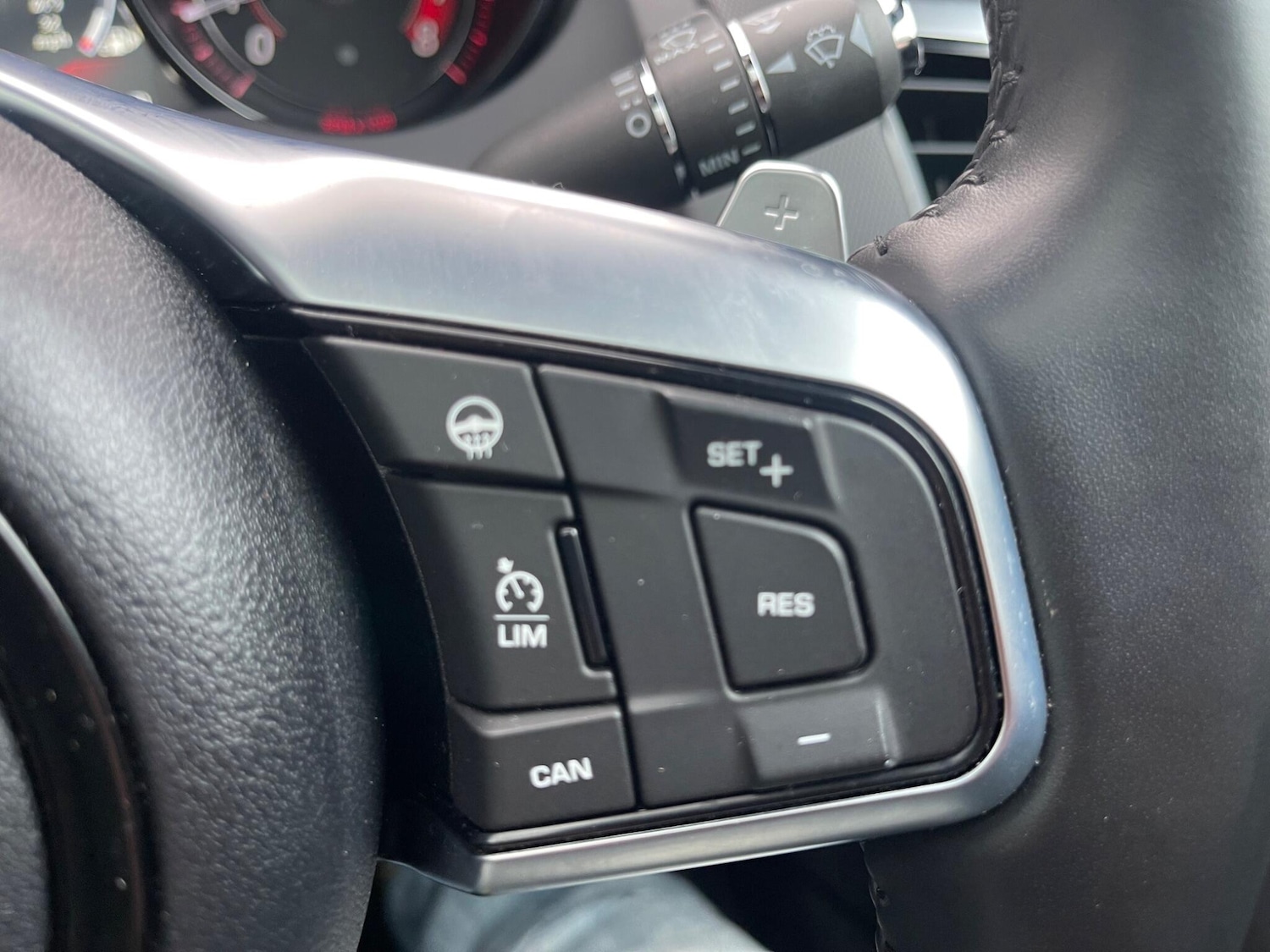 Used Jaguar F-Type 2017 for sale - 77739343: Photo 23