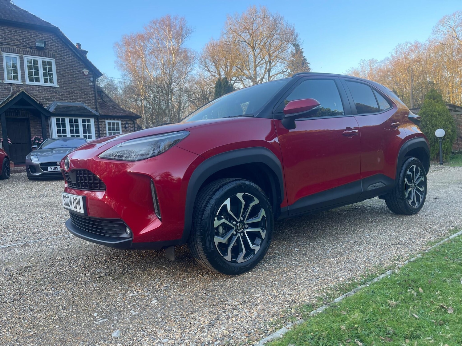 Used Toyota Yaris Cross 2024 for sale - 77739348: Photo 2