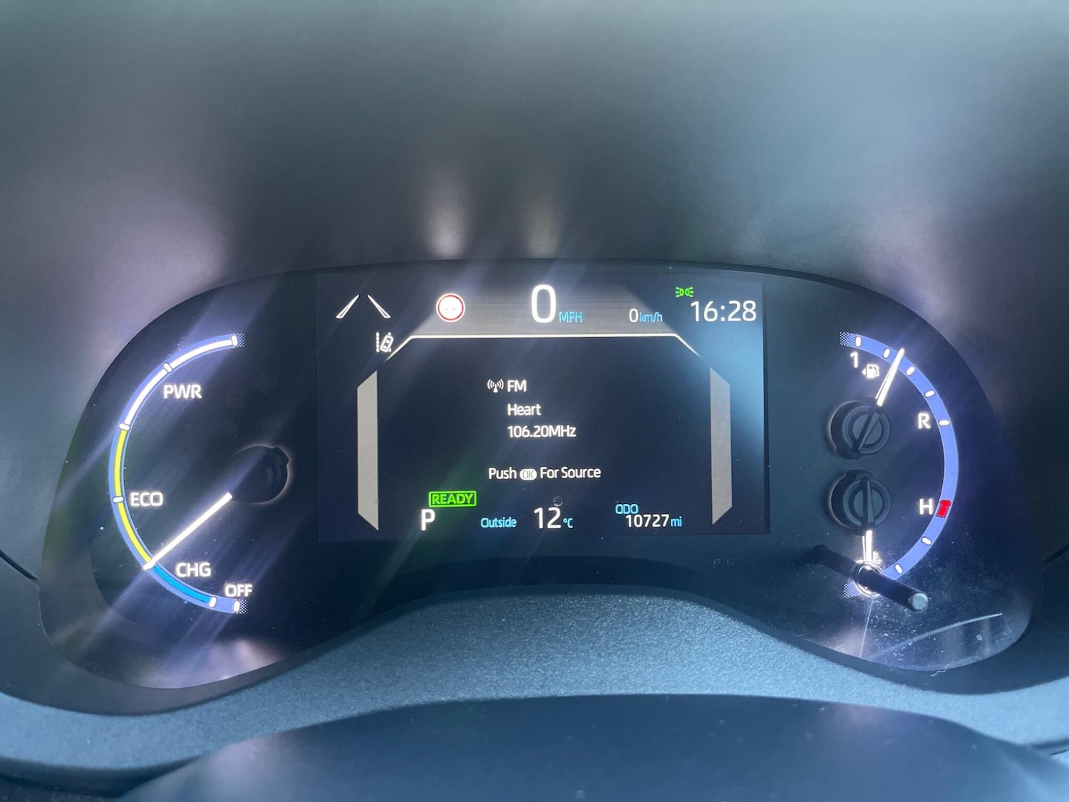 Used Toyota Yaris Cross 2024 for sale - 77739348: Photo 25