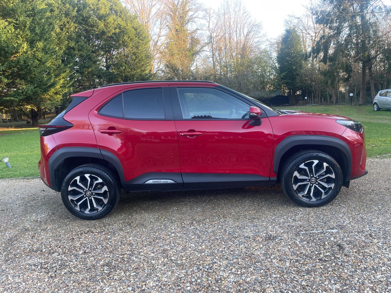 Used Toyota Yaris Cross 2024 for sale - 77739348: Photo 3