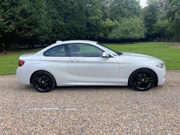 Used BMW 2 Series 2016 for sale - 77739321: Photo