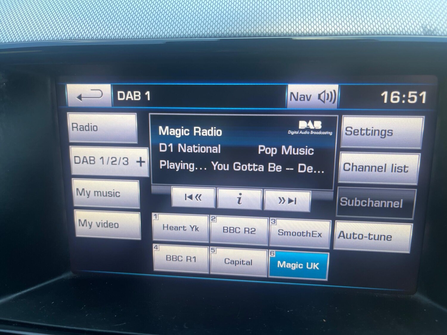 Used Jaguar F-Type 2015 for sale - 78056038: Photo 34