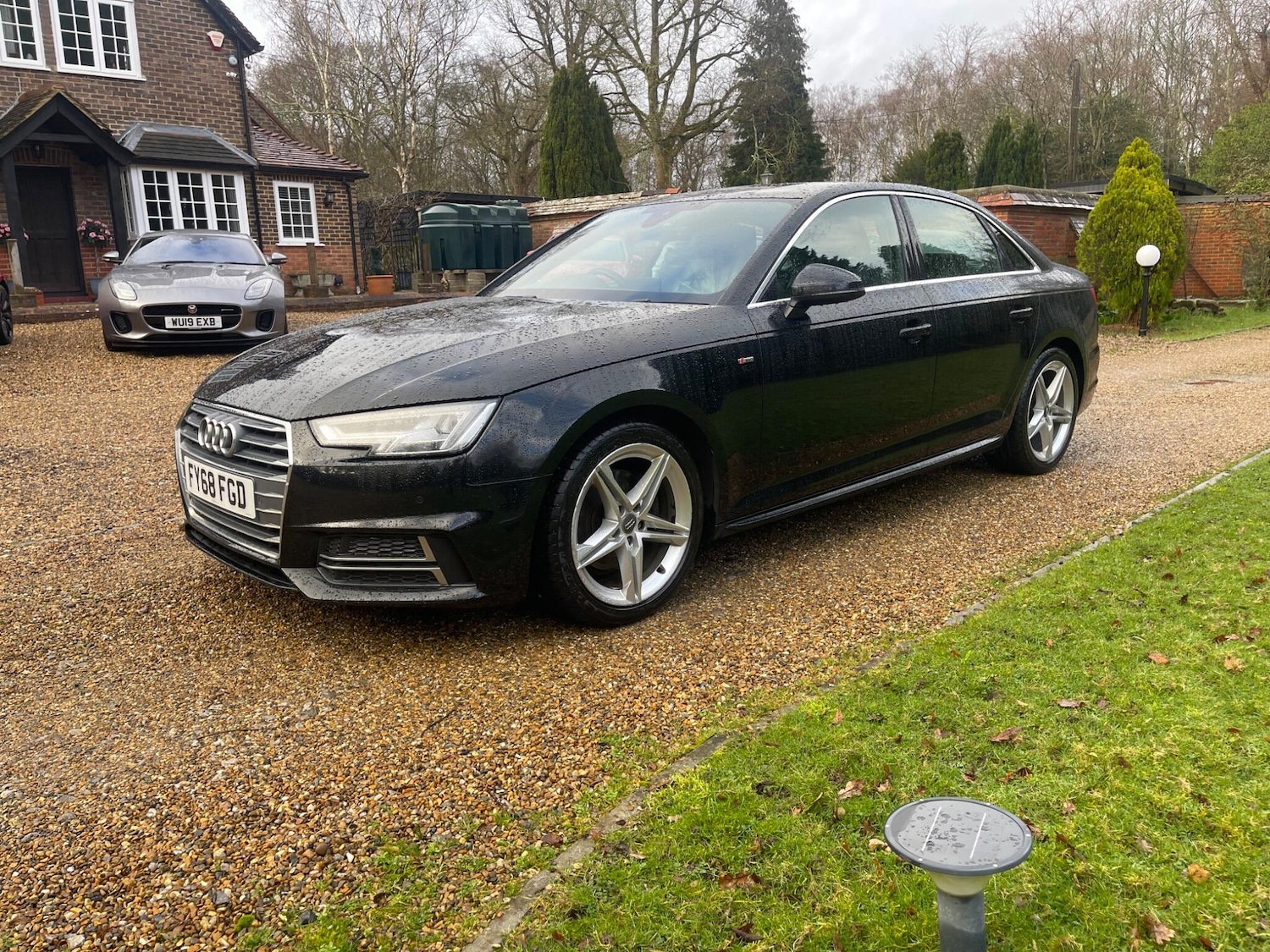 Used Audi A4 2018 for sale - 77739344: Photo 2