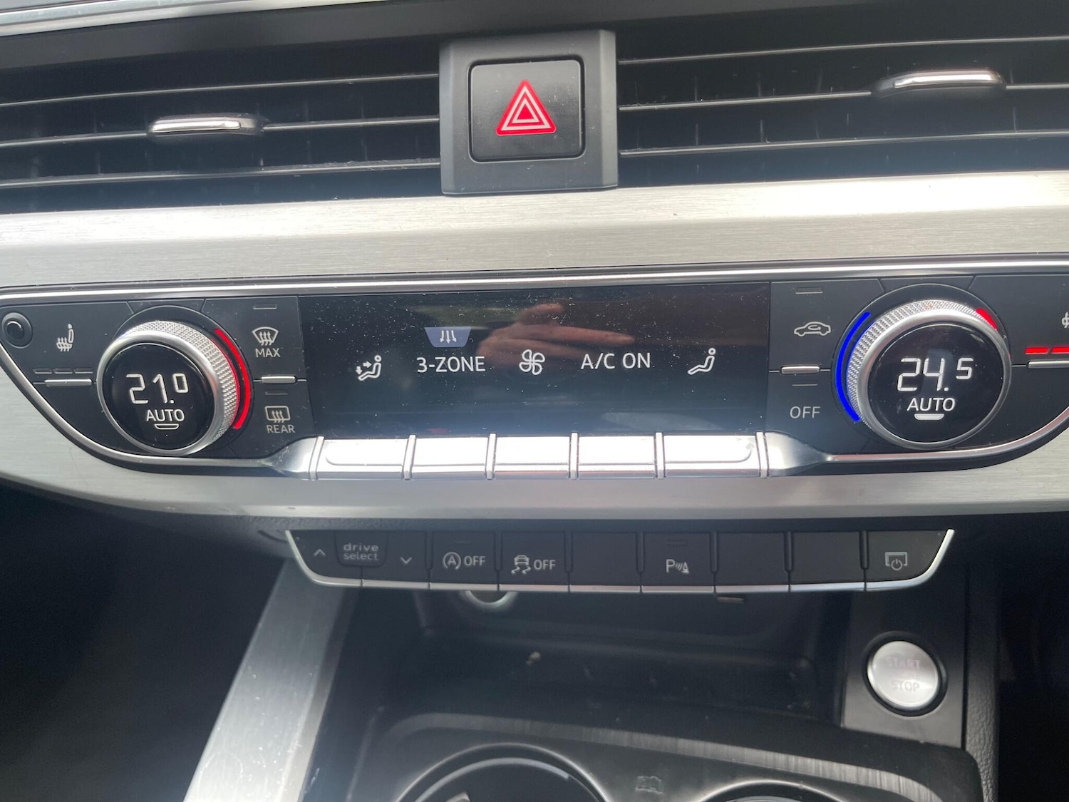 Used Audi A4 2018 for sale - 77739344: Photo 24