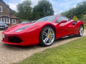 Used Ferrari 488 2016 for sale - 77739309: Photo