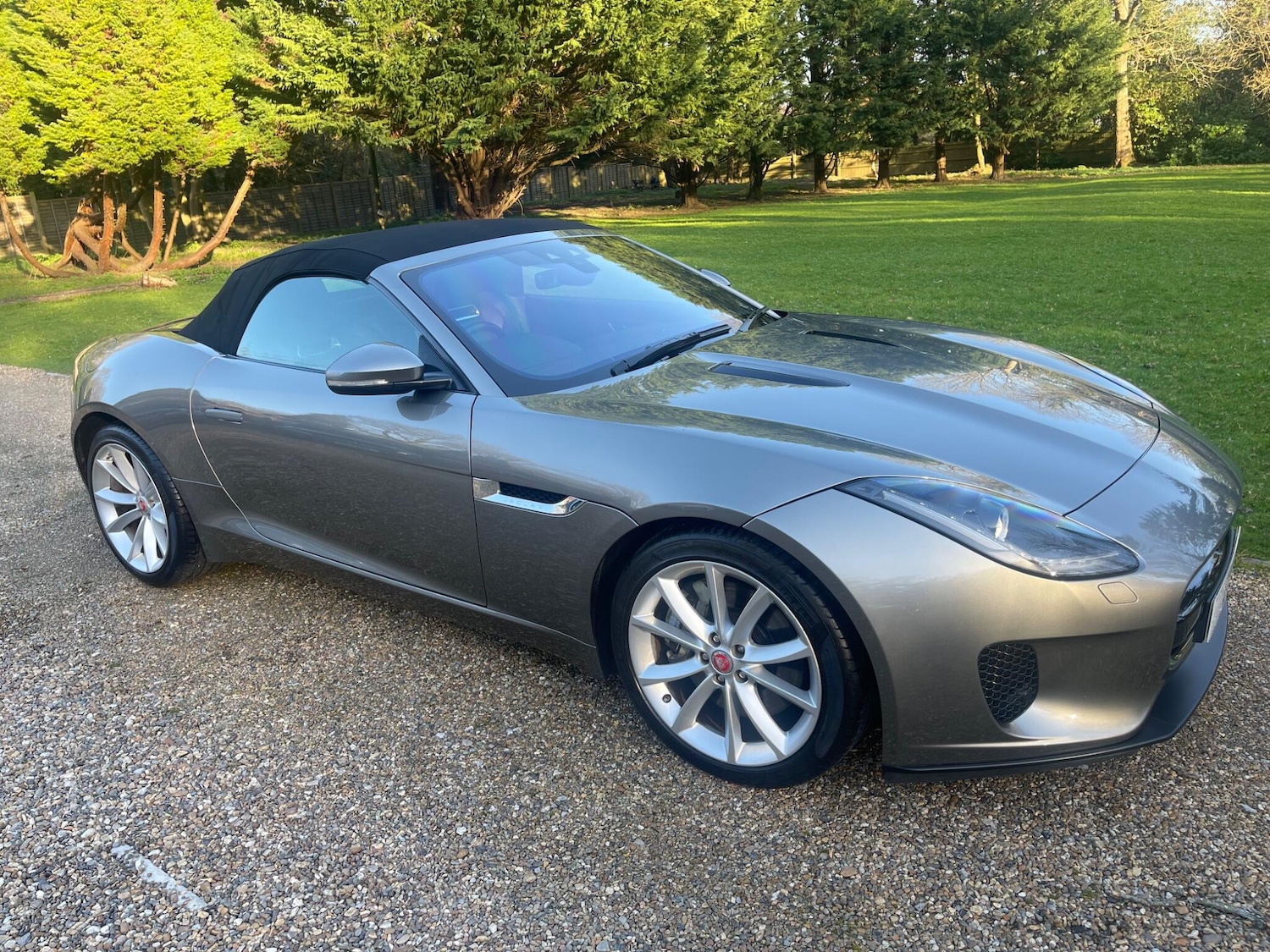 Used Jaguar F-Type 2017 for sale - 77919105: Photo 19