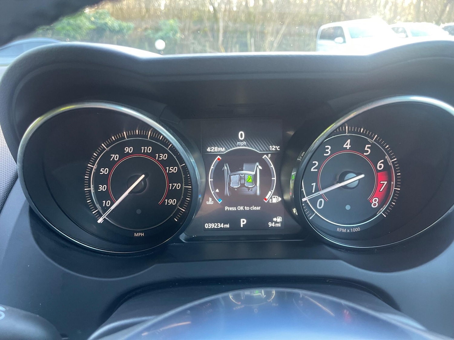 Used Jaguar F-Type 2017 for sale - 77919105: Photo 25