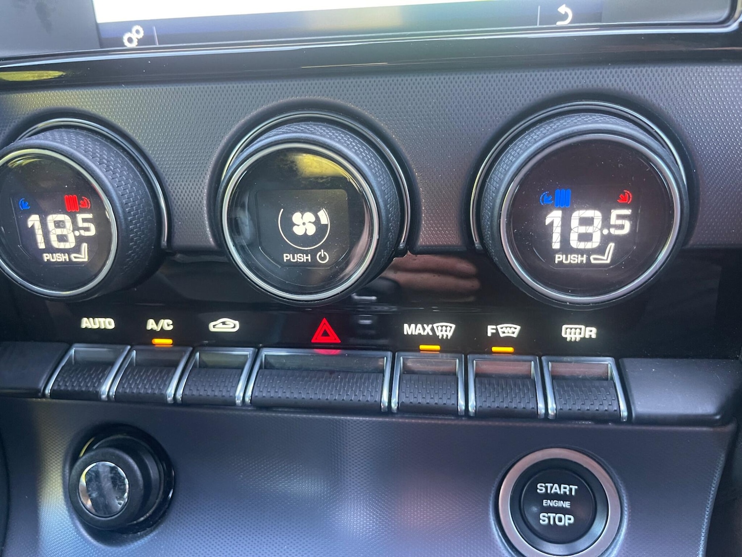 Used Jaguar F-Type 2017 for sale - 77919105: Photo 31