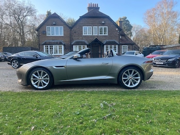 Used Jaguar F-Type 2017 for sale - 77919105: Photo