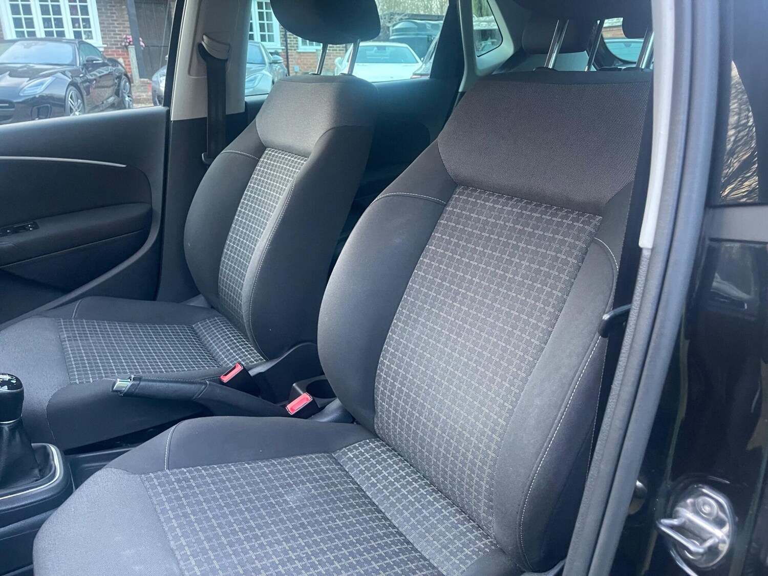 Used Volkswagen Polo 2017 for sale - 77743432: Photo 15