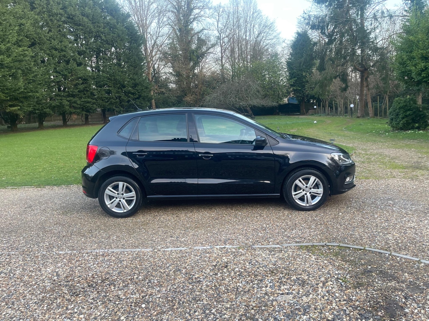 Used Volkswagen Polo 2017 for sale - 77743432: Photo 3