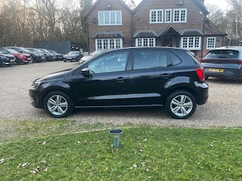Used Volkswagen Polo 2017 for sale - 77743432: Photo