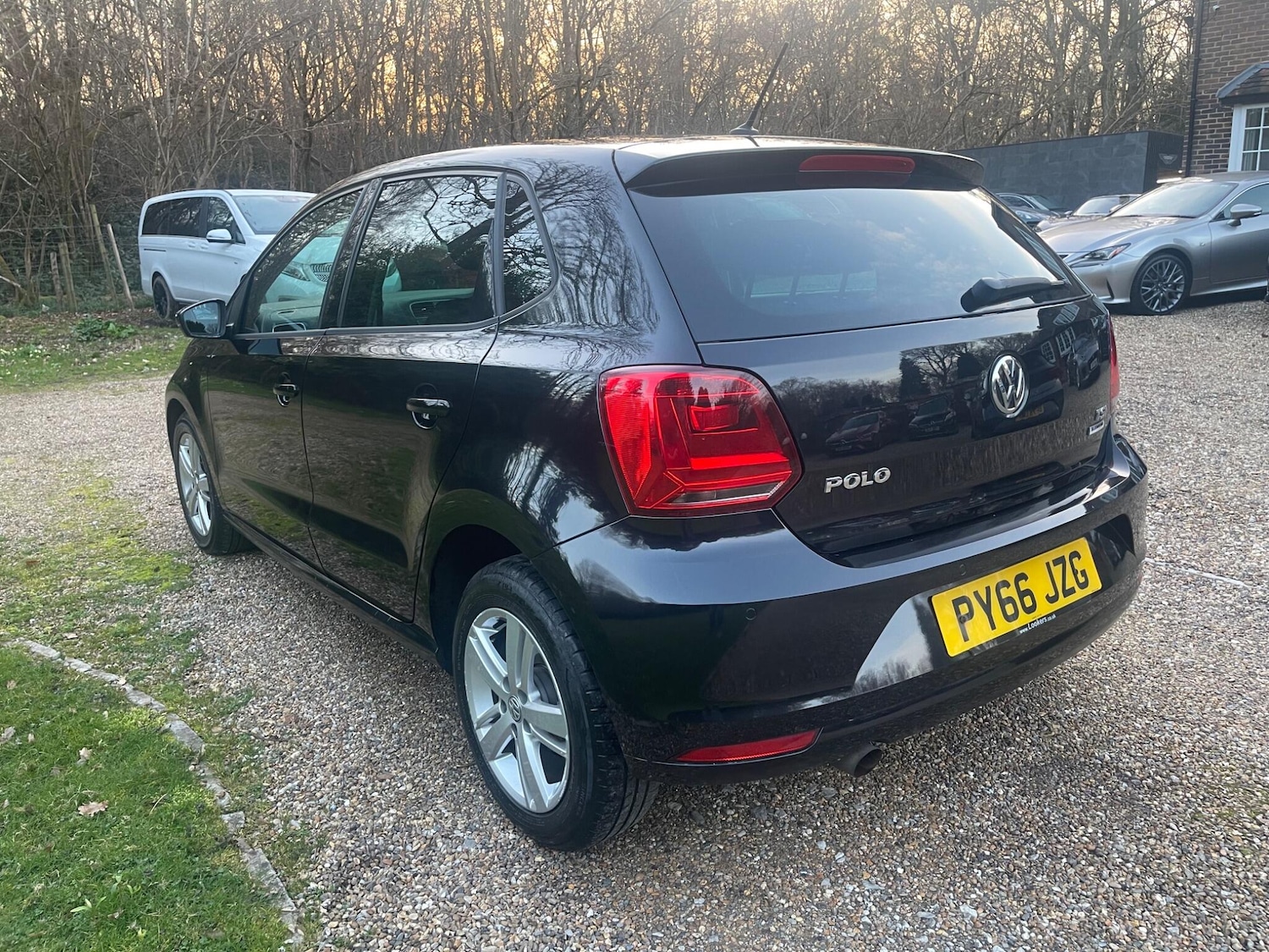 Used Volkswagen Polo 2017 for sale - 77743432: Photo 5