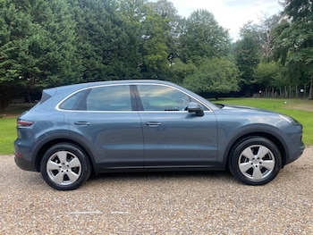 Used Porsche Cayenne 2019 for sale - 78683175: Photo
