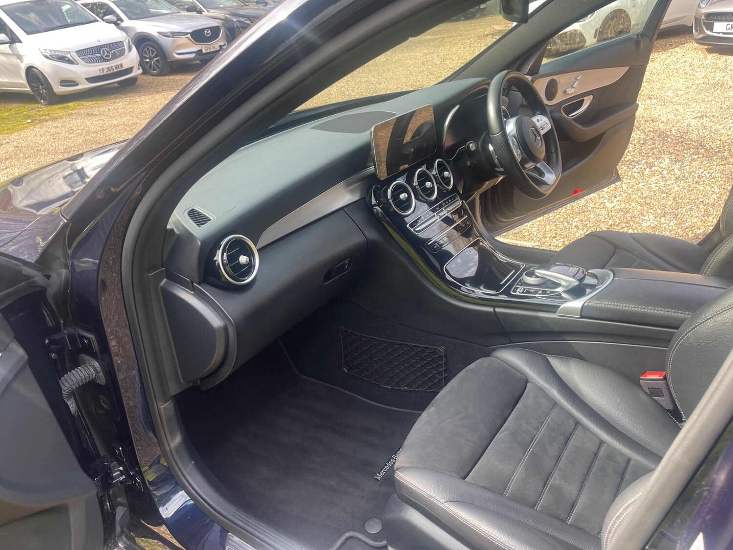 Used Mercedes-Benz C Class 2019 for sale - 77966541: Photo 13