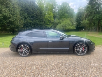 Used Porsche Taycan 2022 for sale - 78620643: Photo