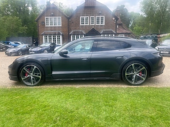 Used Porsche Taycan 2022 for sale - 78620643: Photo