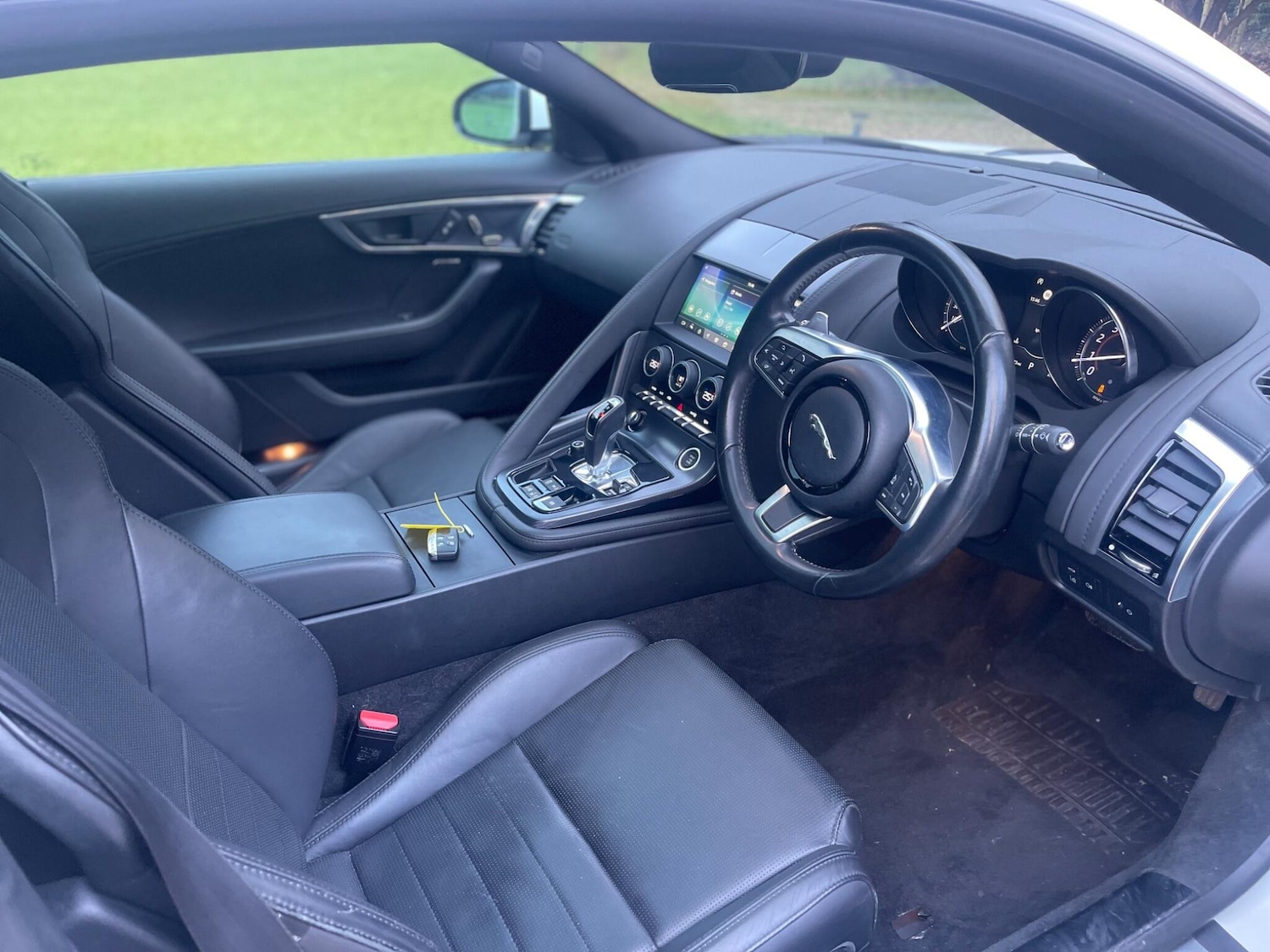 Used Jaguar F-Type 2019 for sale - 77739342: Photo 14