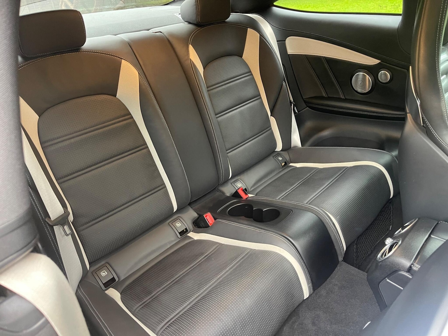 Used Mercedes-Benz C Class 2019 for sale - 77739329: Photo 17