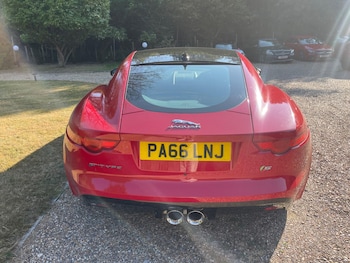 Used Jaguar F-Type 2017 for sale - 79359677: Photo
