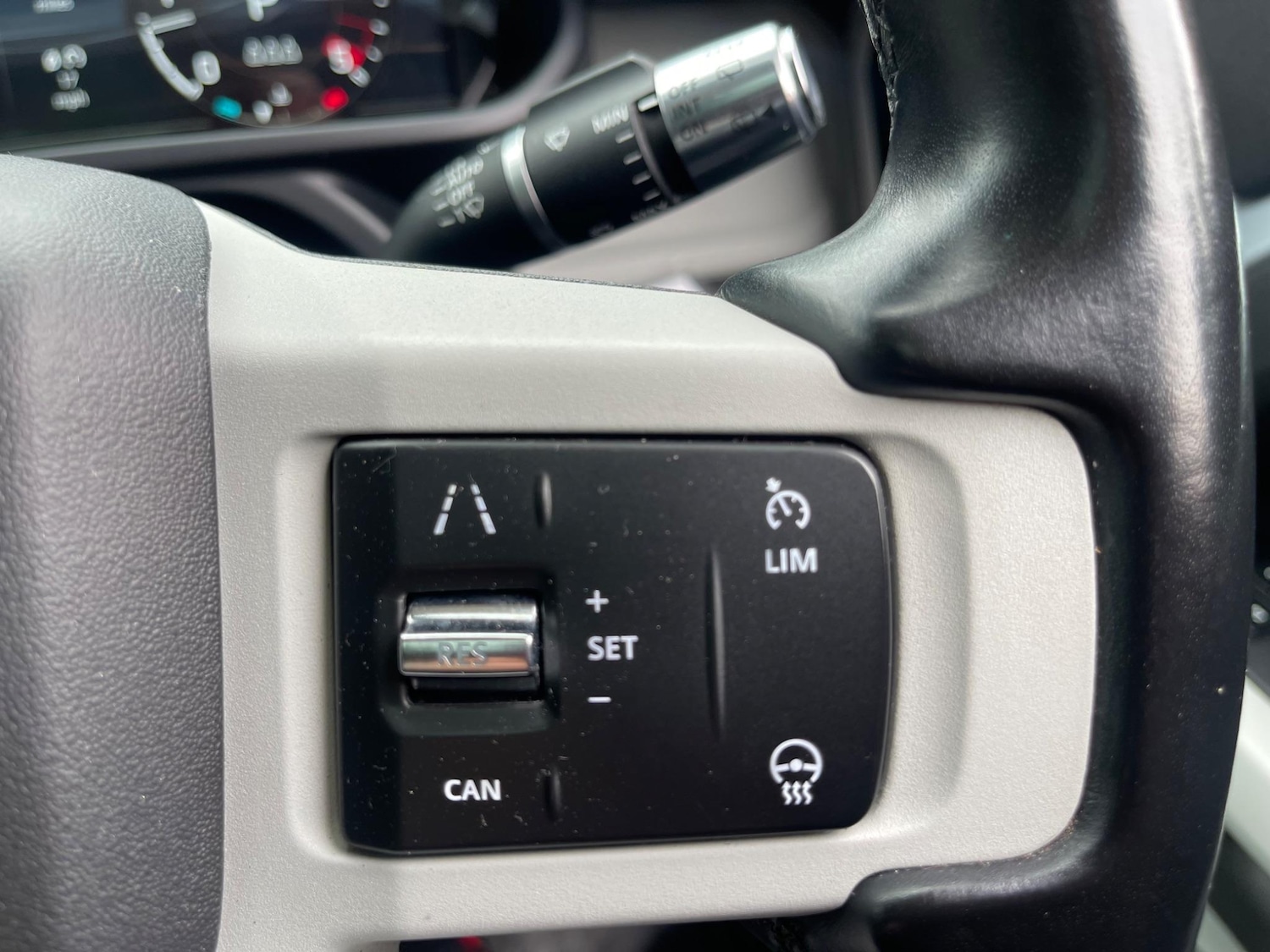 Used Land Rover Discovery 2017 for sale - 77739324: Photo 35