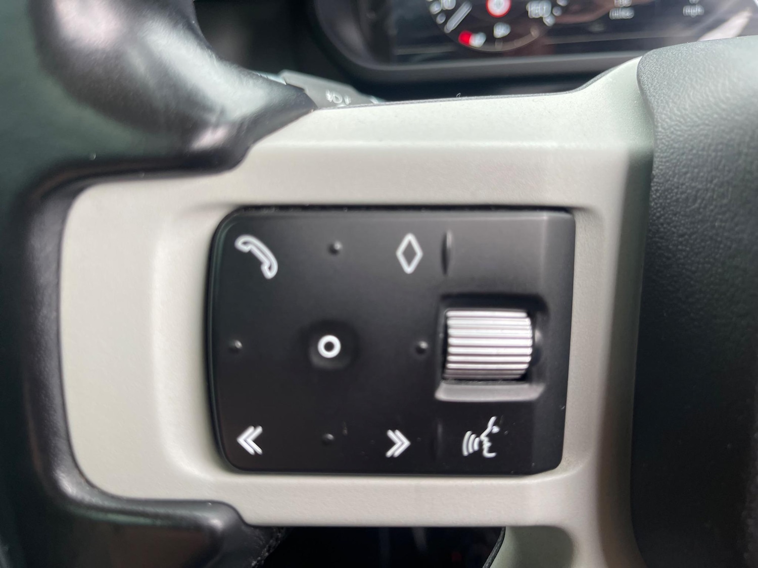 Used Land Rover Discovery 2017 for sale - 77739324: Photo 36