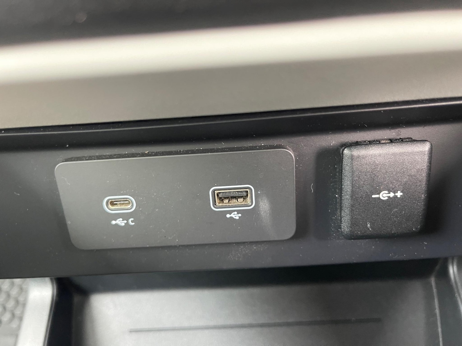 Used Land Rover Discovery 2017 for sale - 77739324: Photo 37