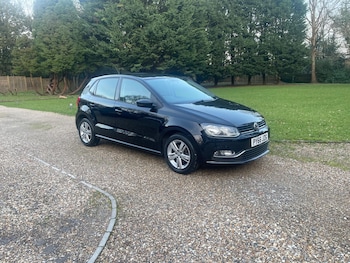 Used Volkswagen Polo 2017 for sale - 78536900: Photo